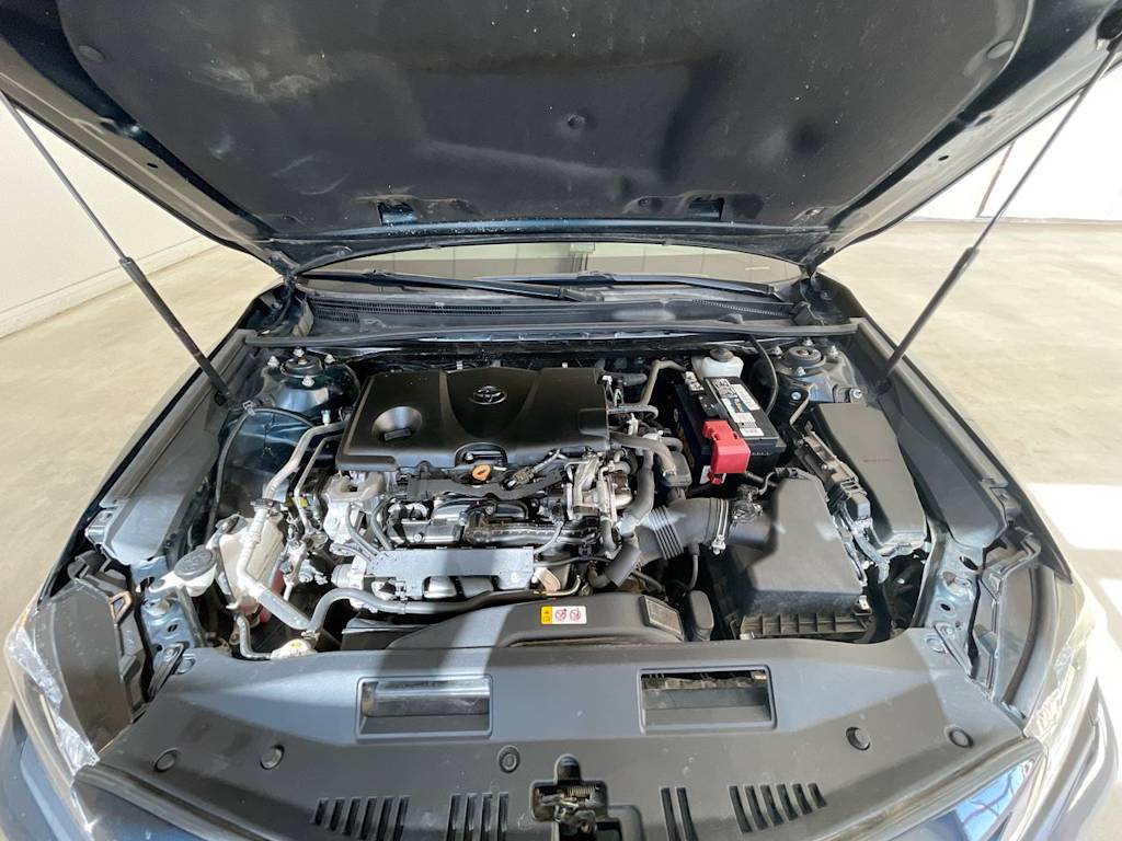 Thumbnail: 2020 Toyota Camry - 7