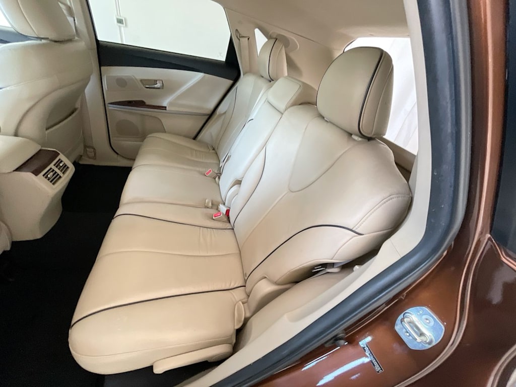 Thumbnail: 2009 Toyota Venza - 12