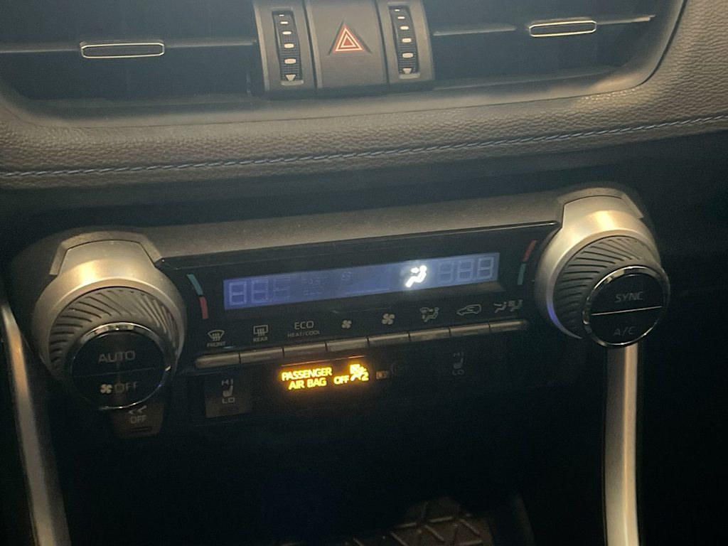 Thumbnail: 2021 Toyota RAV4 - 26