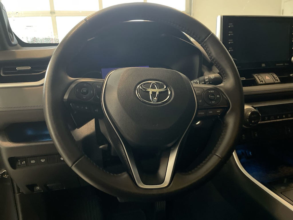 Thumbnail: 2021 Toyota RAV4 - 2
