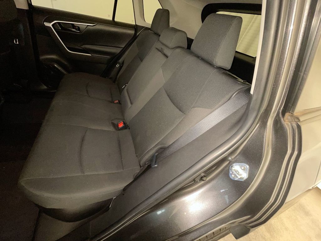 Thumbnail: 2021 Toyota RAV4 - 12