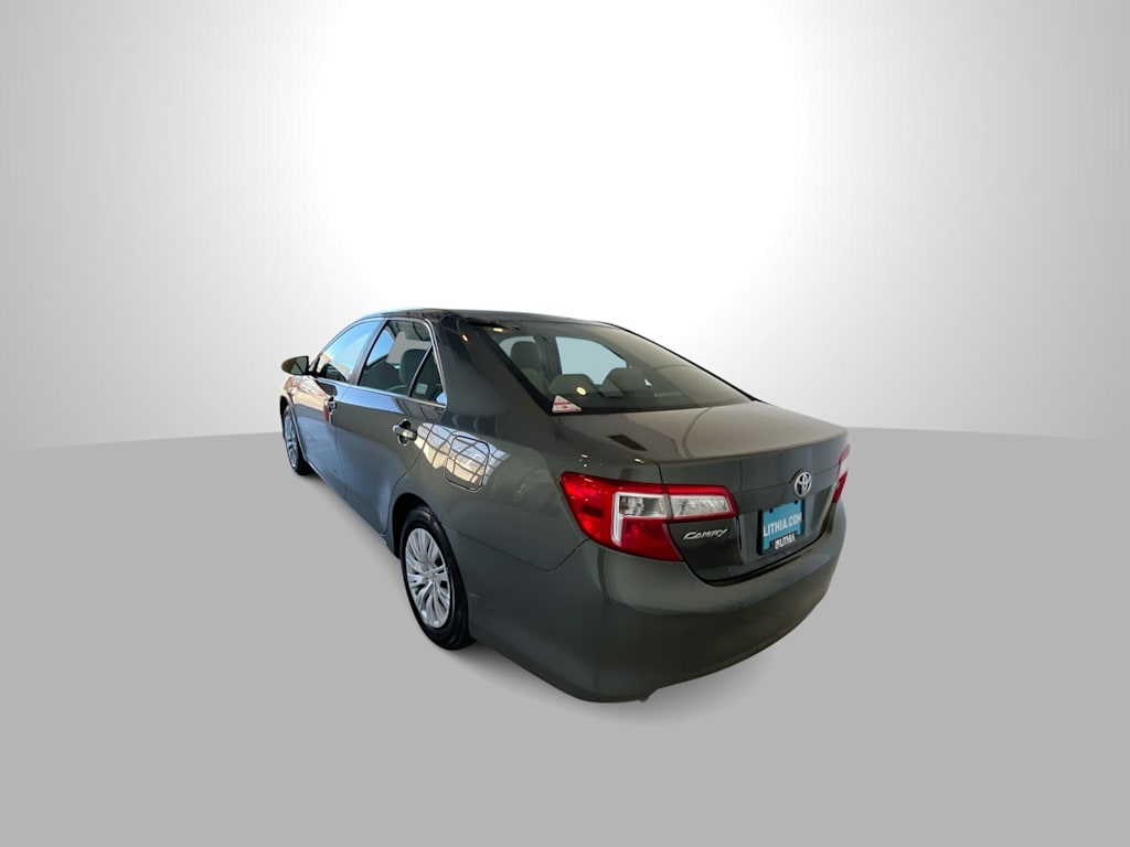 Thumbnail: 2012 Toyota Camry - 19