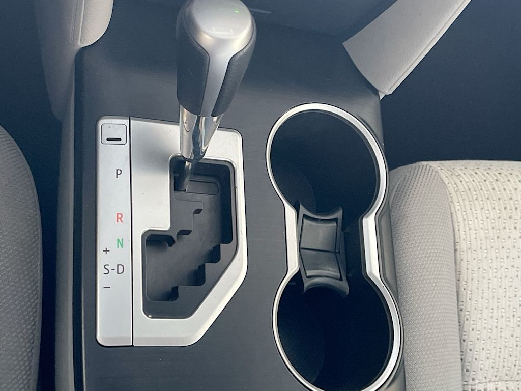 Thumbnail: 2012 Toyota Camry - 13