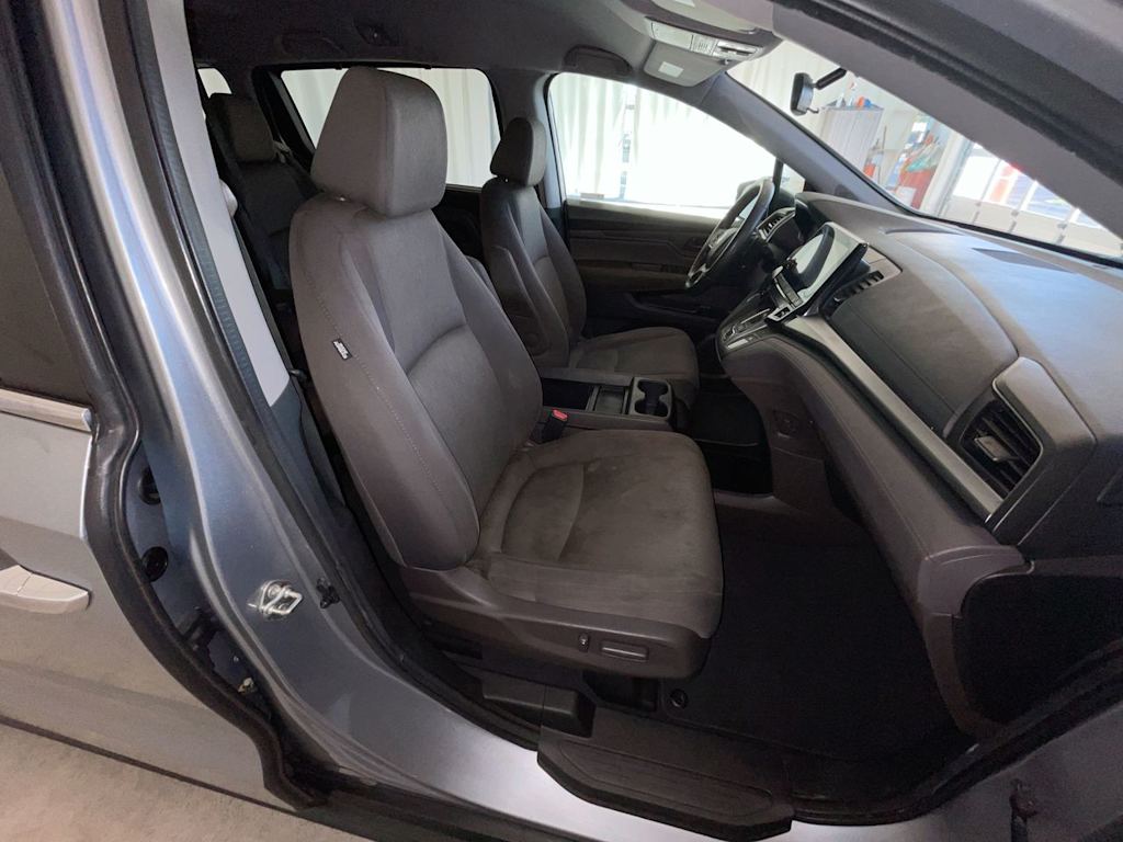 Thumbnail: 2019 Honda Odyssey - 10