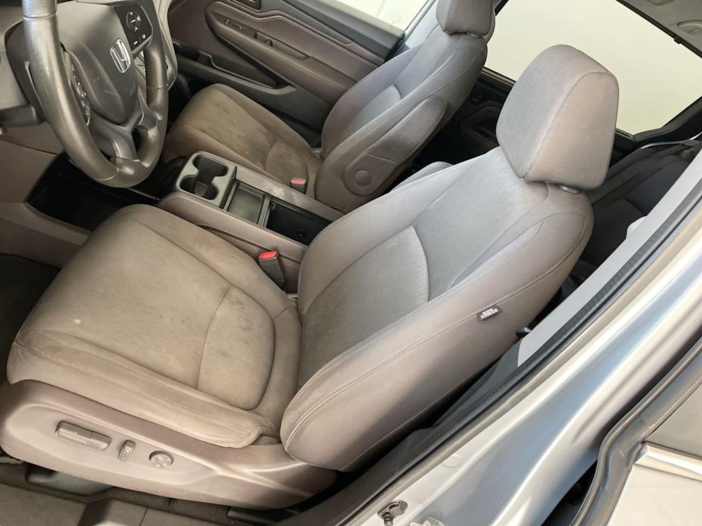 Thumbnail: 2019 Honda Odyssey - 9