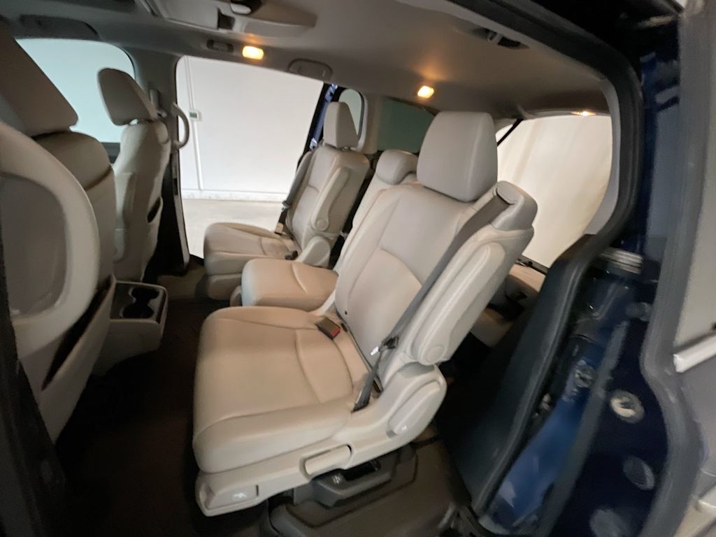 Thumbnail: 2020 Honda Odyssey - 11