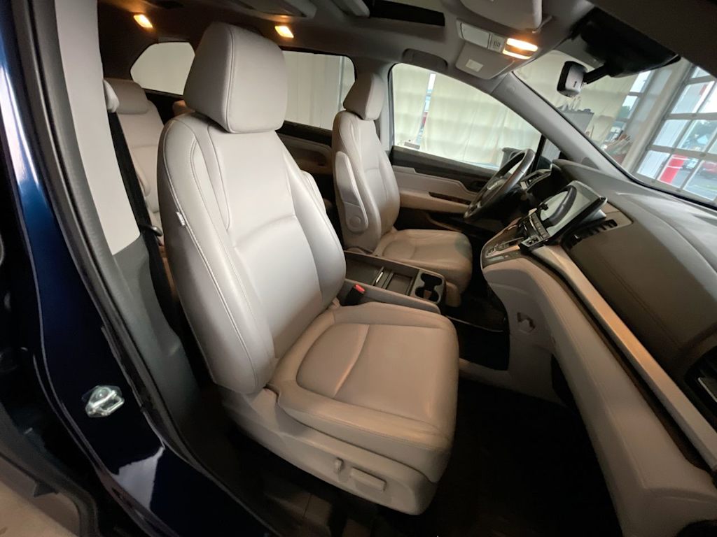 Thumbnail: 2020 Honda Odyssey - 28