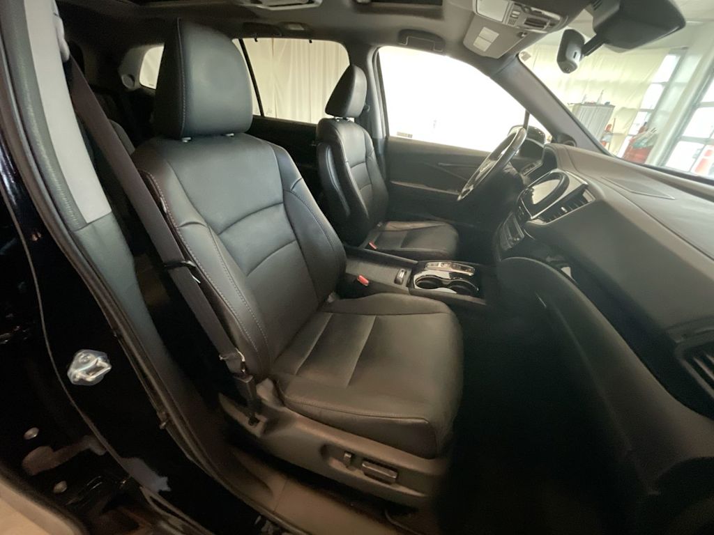 Thumbnail: 2021 Honda Pilot - 10