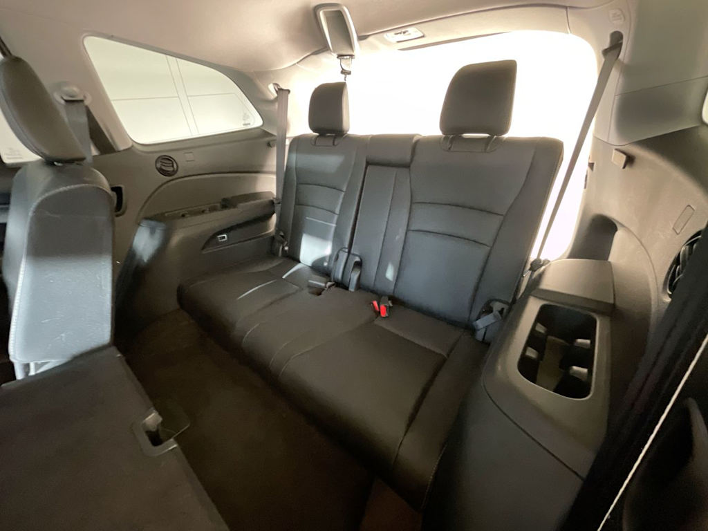 Thumbnail: 2016 Honda Pilot - 27