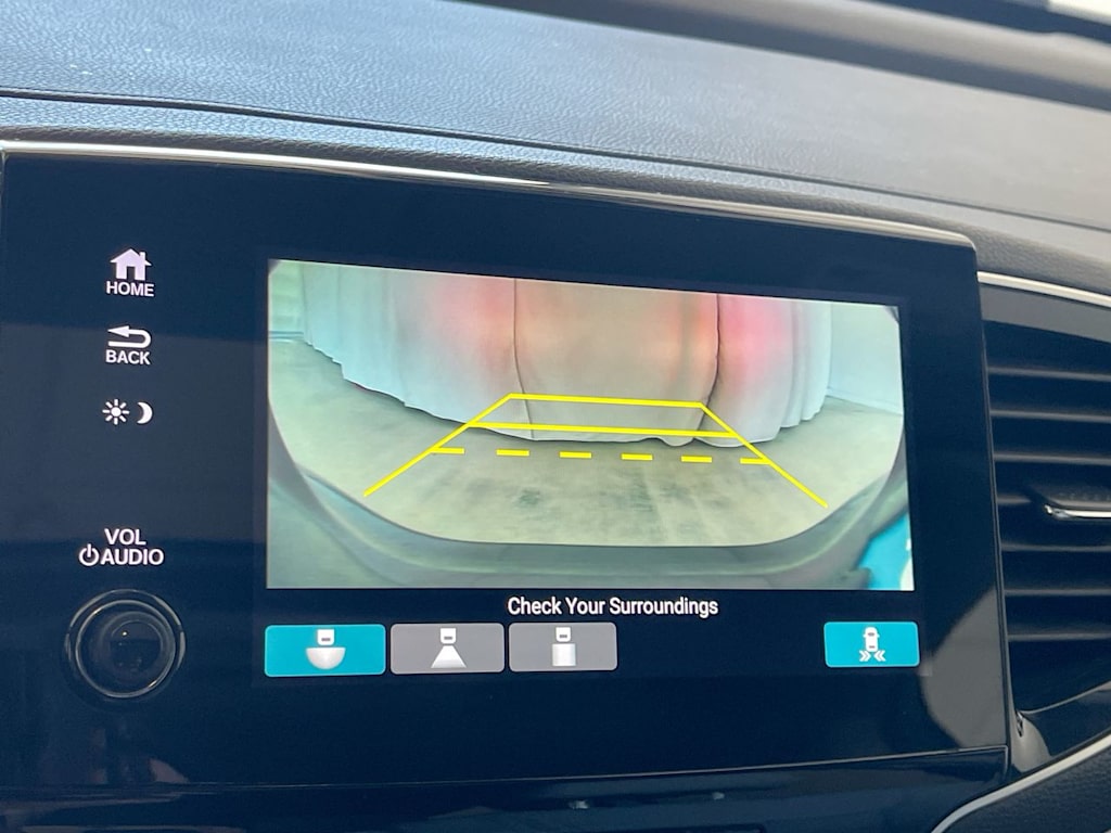 Thumbnail: 2020 Honda Pilot - 24