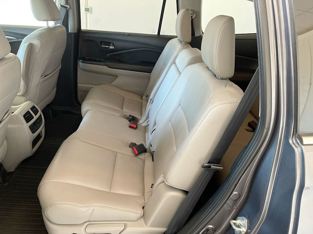 Thumbnail: 2020 Honda Pilot - 12