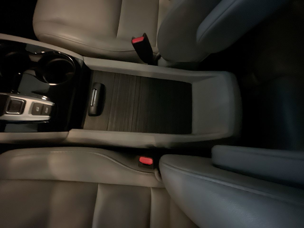 Thumbnail: 2017 Honda Pilot - 27