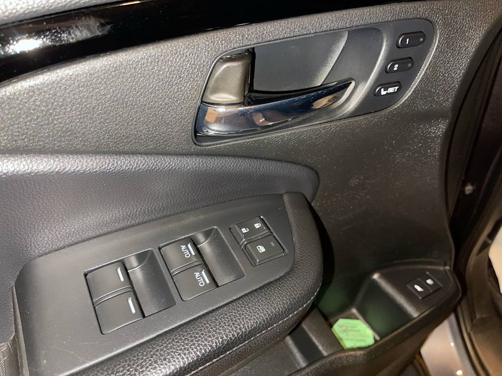 Thumbnail: 2020 Honda Pilot - 23