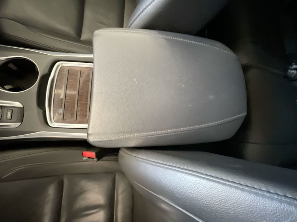 Thumbnail: 2019 Acura MDX - 26