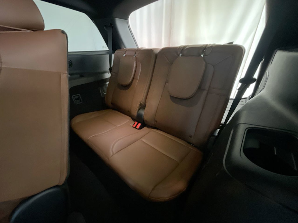 Thumbnail: 2023 Lincoln Aviator - 28