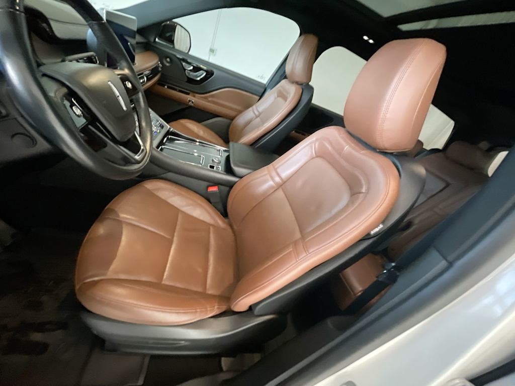 Thumbnail: 2023 Lincoln Aviator - 9