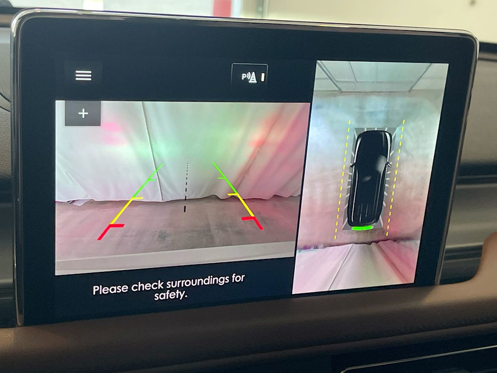 Thumbnail: 2023 Lincoln Aviator - 22