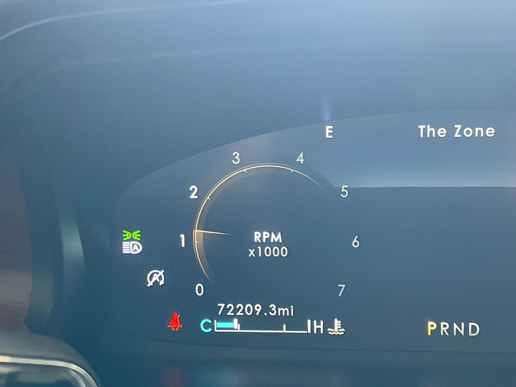 Thumbnail: 2021 Lincoln Aviator - 13