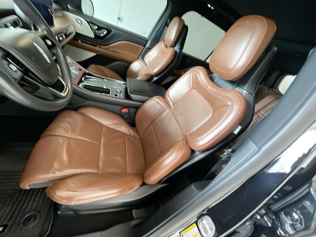 Thumbnail: 2021 Lincoln Aviator - 9