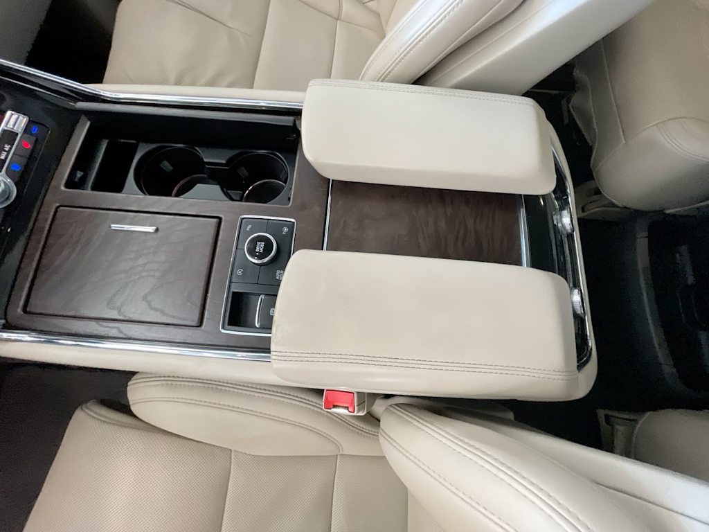 Thumbnail: 2020 Lincoln Navigator - 26