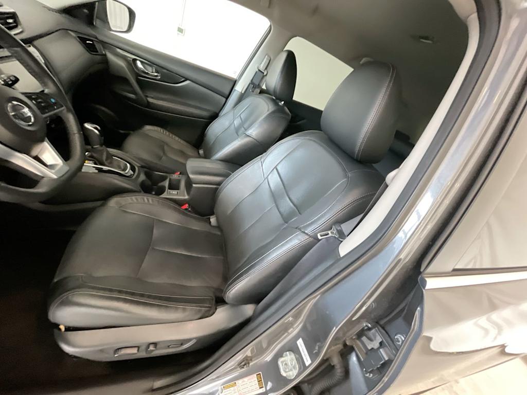 Thumbnail: 2019 Nissan Rogue - 9