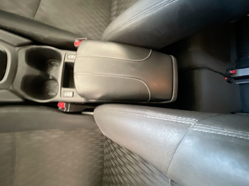 Thumbnail: 2019 Nissan Rogue - 9