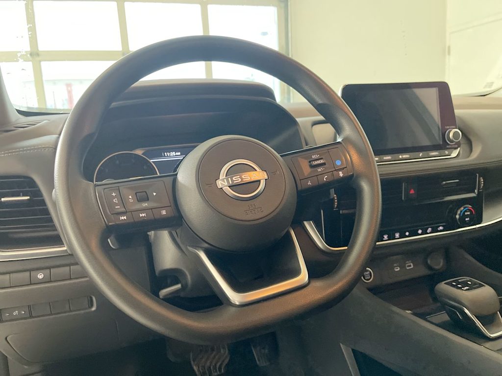 Thumbnail: 2022 Nissan Rogue - 2