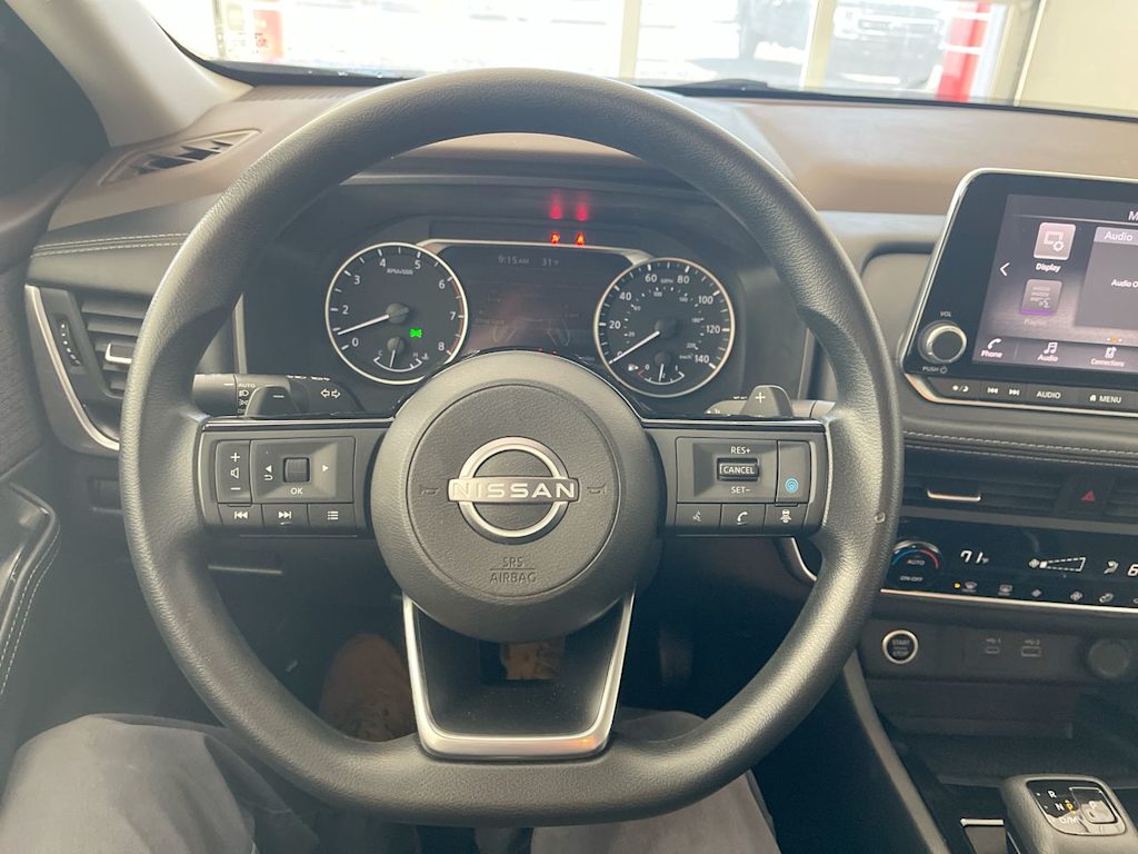 2023 Nissan Rogue SV 2