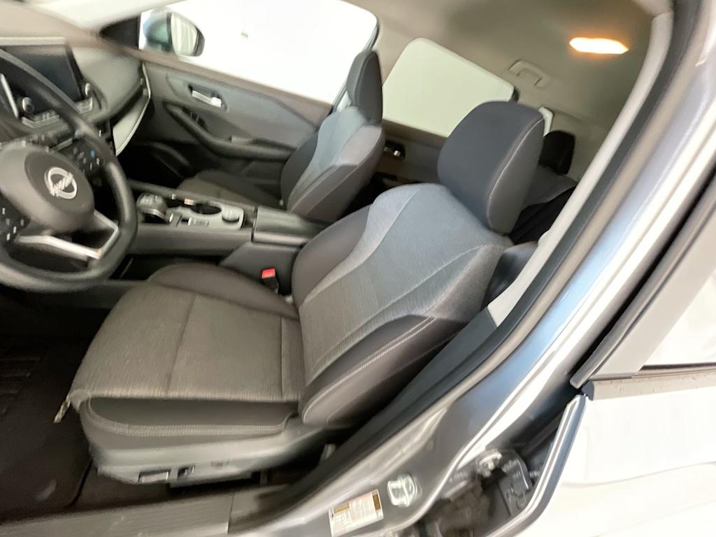 2023 Nissan Rogue SV 9