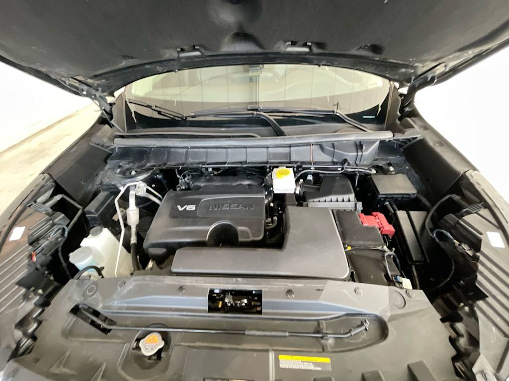 2023 Nissan Pathfinder SL 8