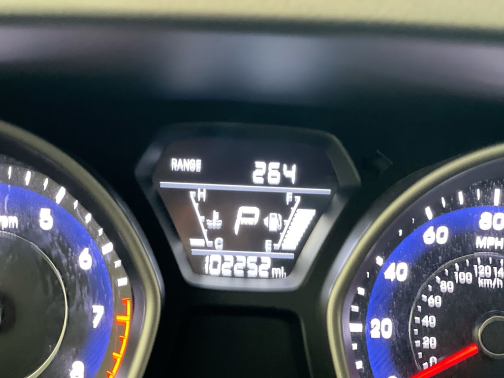 2016 Hyundai Elantra SE 14
