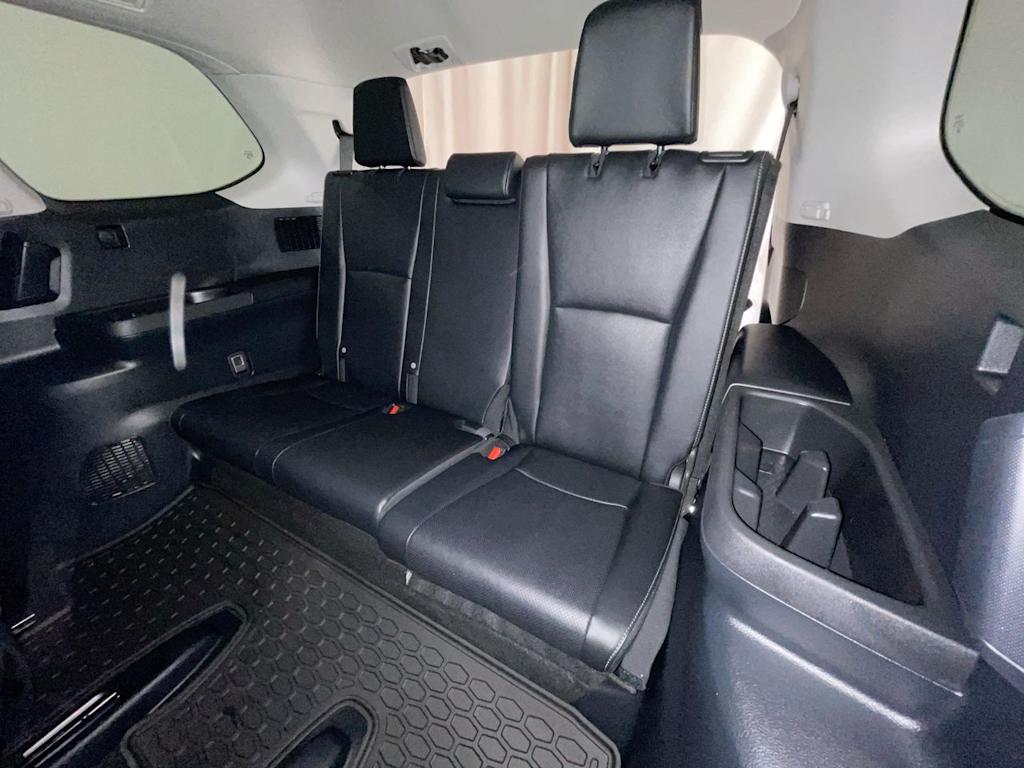 2024 Toyota Grand Highlander Limited 28