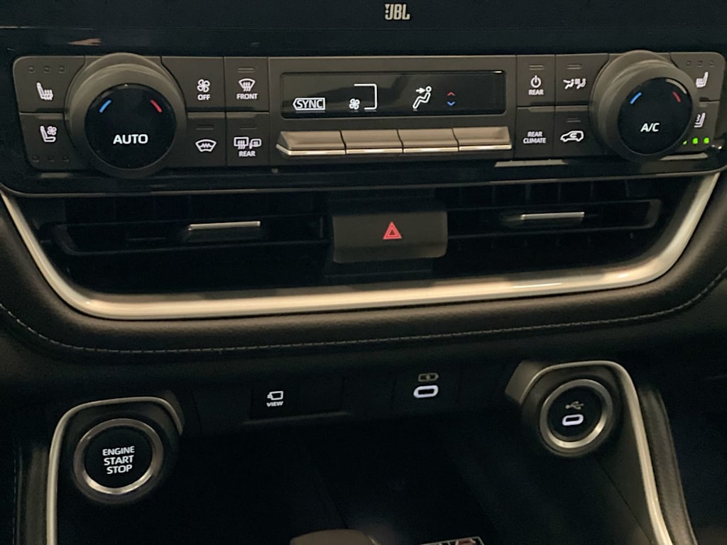 2024 Toyota Grand Highlander Limited 26
