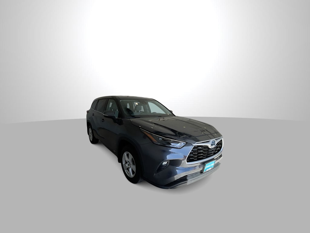 2022 Toyota Highlander LE 7