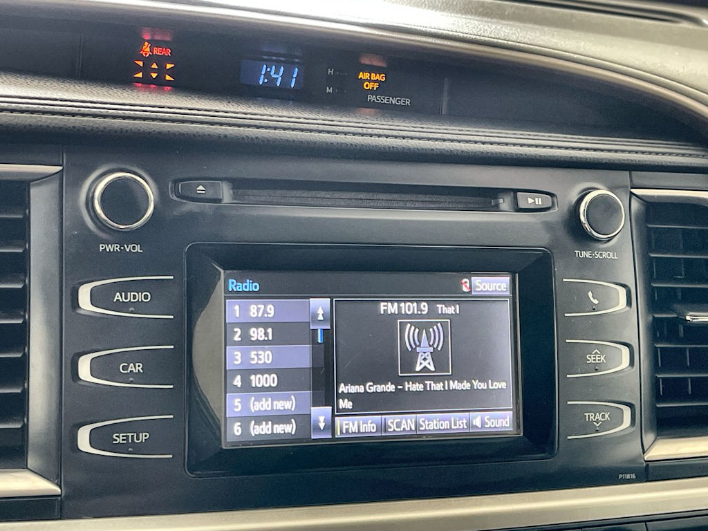 Thumbnail: 2019 Toyota Highlander - 11