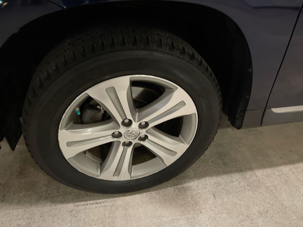 Thumbnail: 2013 Toyota Highlander - 7