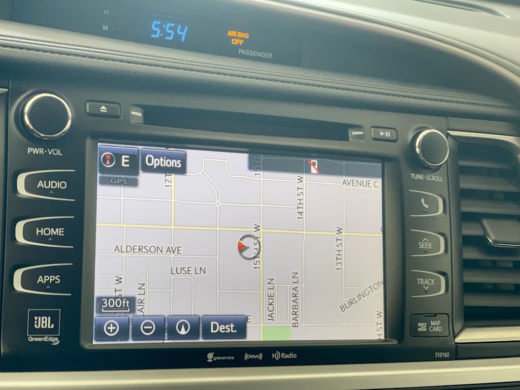 2016 Toyota Highlander Limited 25