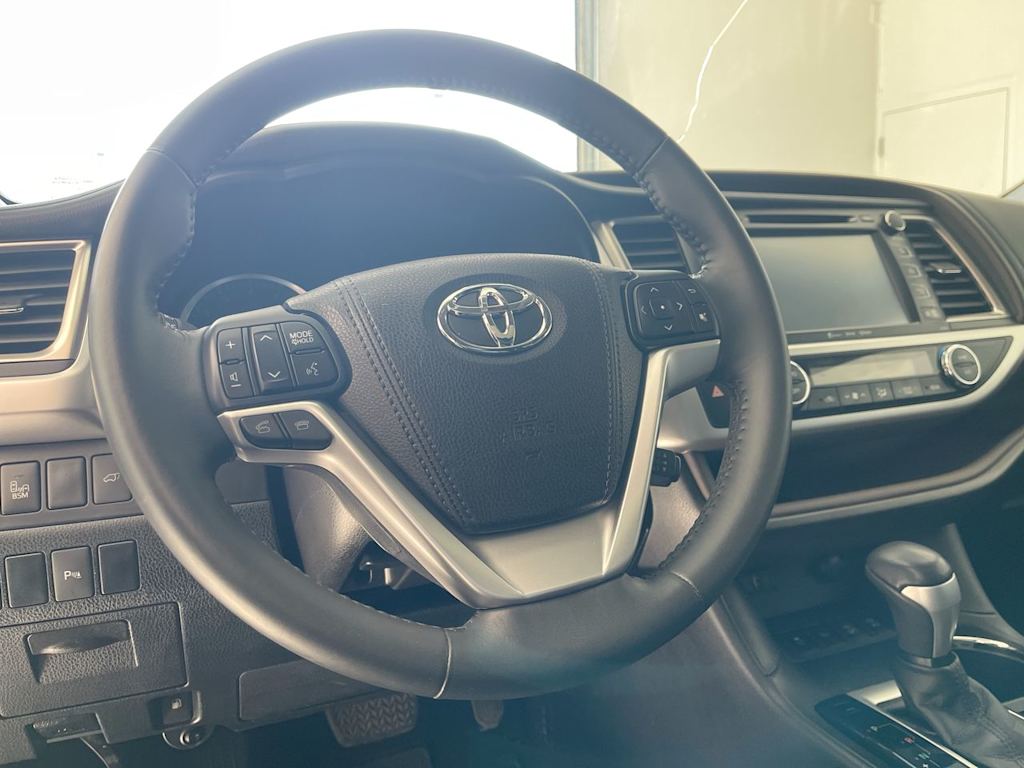 2016 Toyota Highlander Limited 2