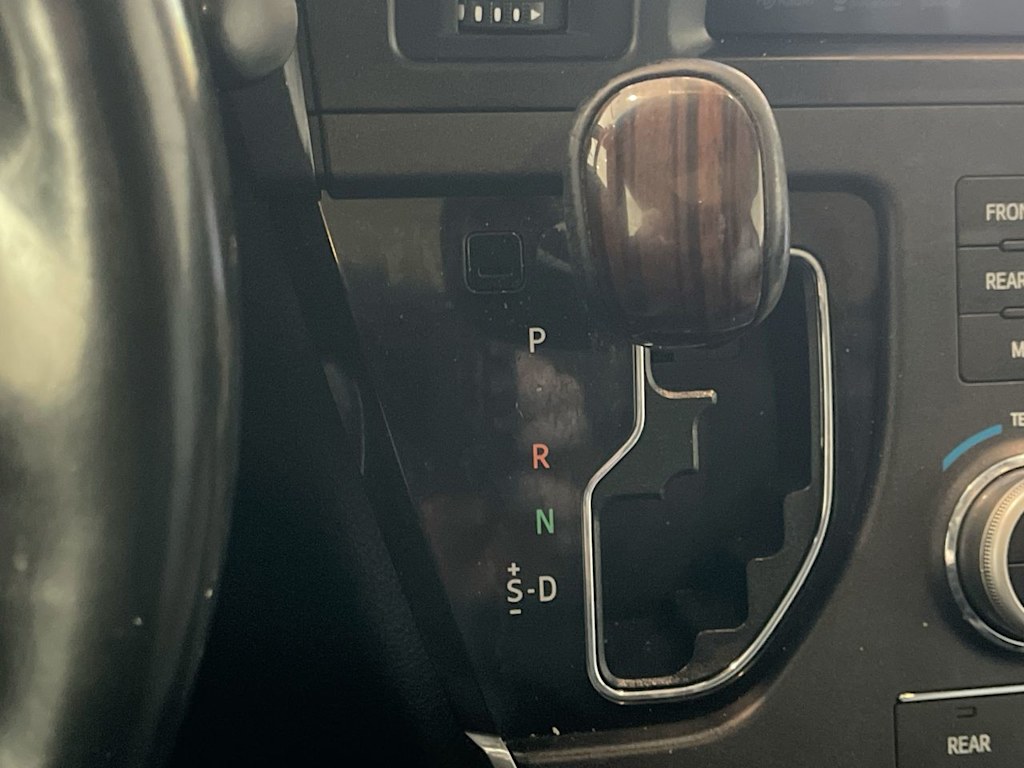 Thumbnail: 2017 Toyota Sienna - 26