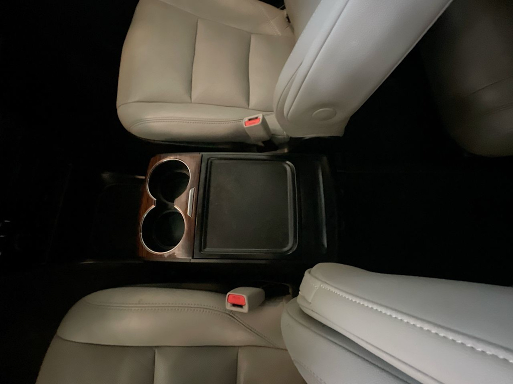 Thumbnail: 2017 Toyota Sienna - 13