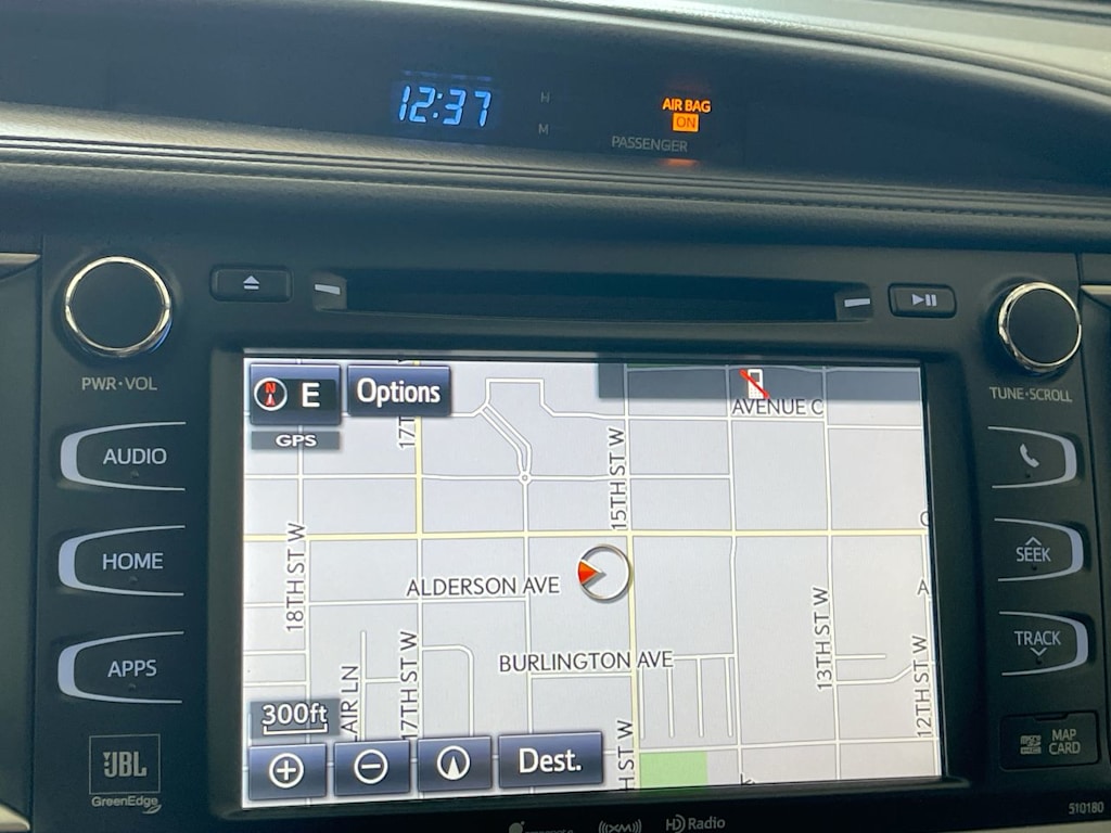 Thumbnail: 2017 Toyota Highlander - 24