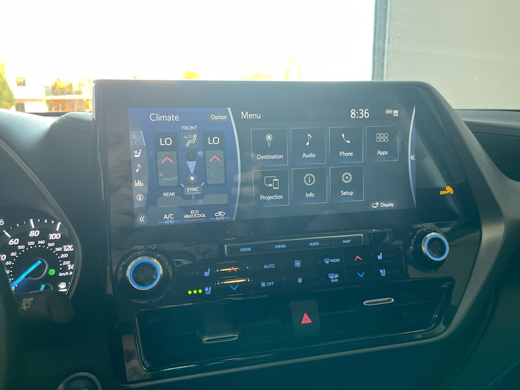 Thumbnail: 2021 Toyota Highlander - 12