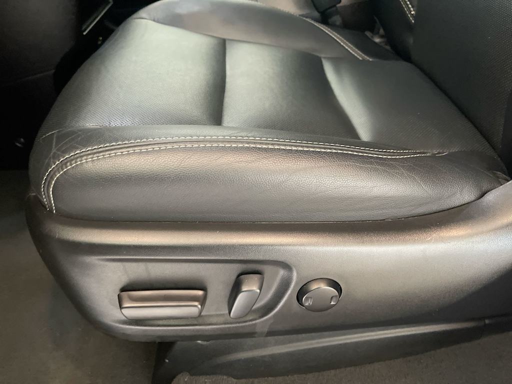 Thumbnail: 2020 Toyota Sienna - 20