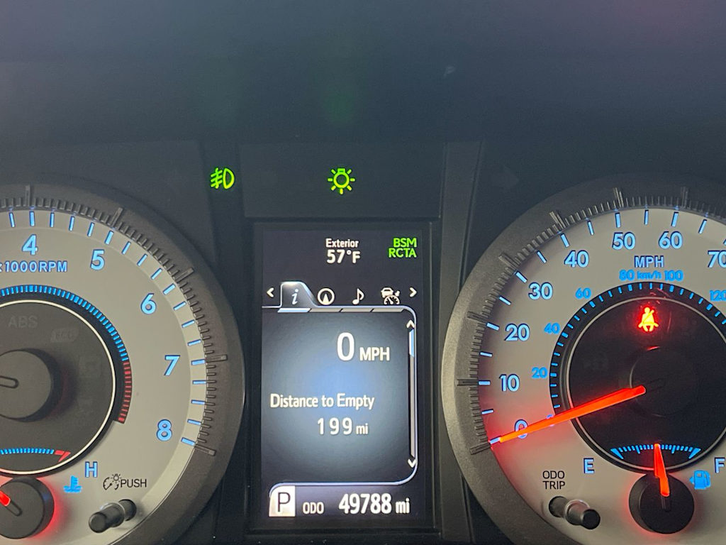 Thumbnail: 2020 Toyota Sienna - 13