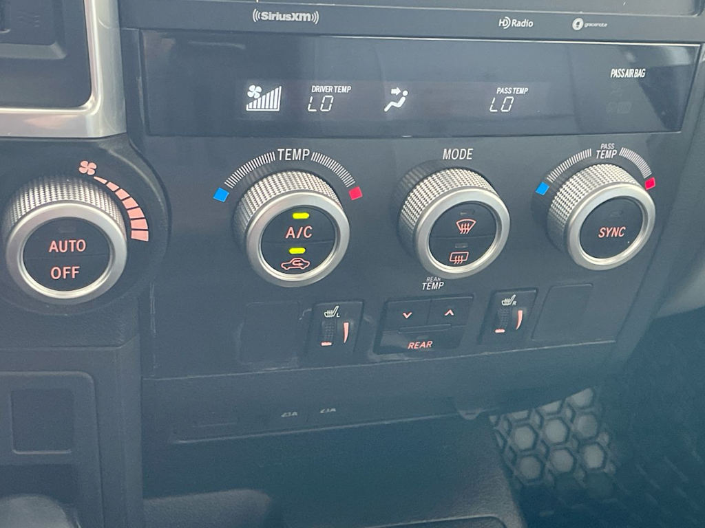 Thumbnail: 2021 Toyota Sequoia - 25