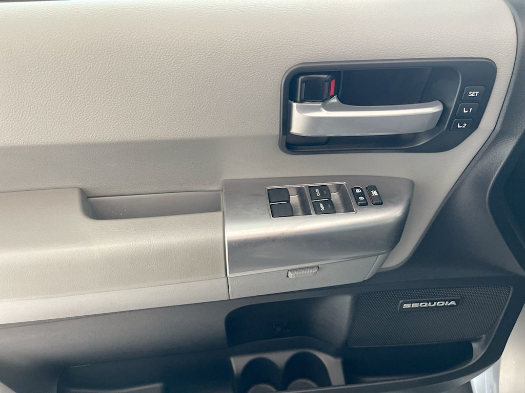 Thumbnail: 2021 Toyota Sequoia - 22