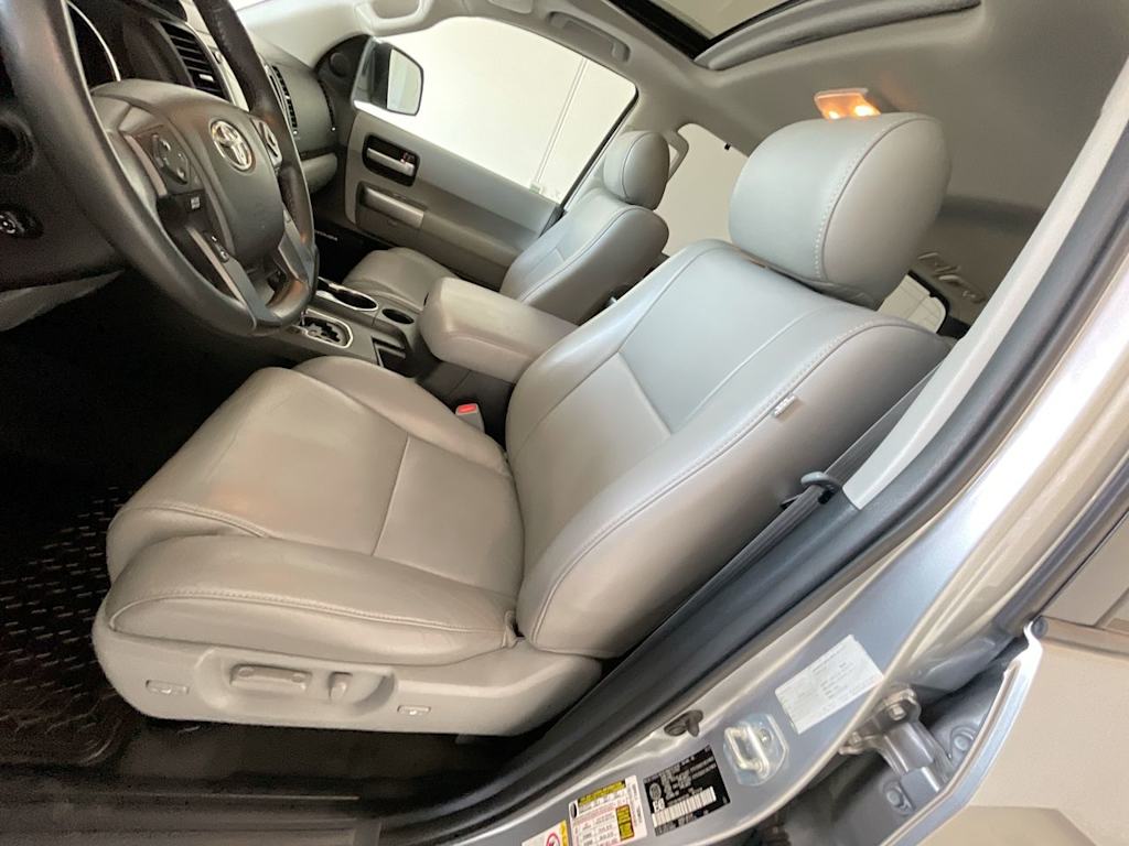 Thumbnail: 2021 Toyota Sequoia - 9