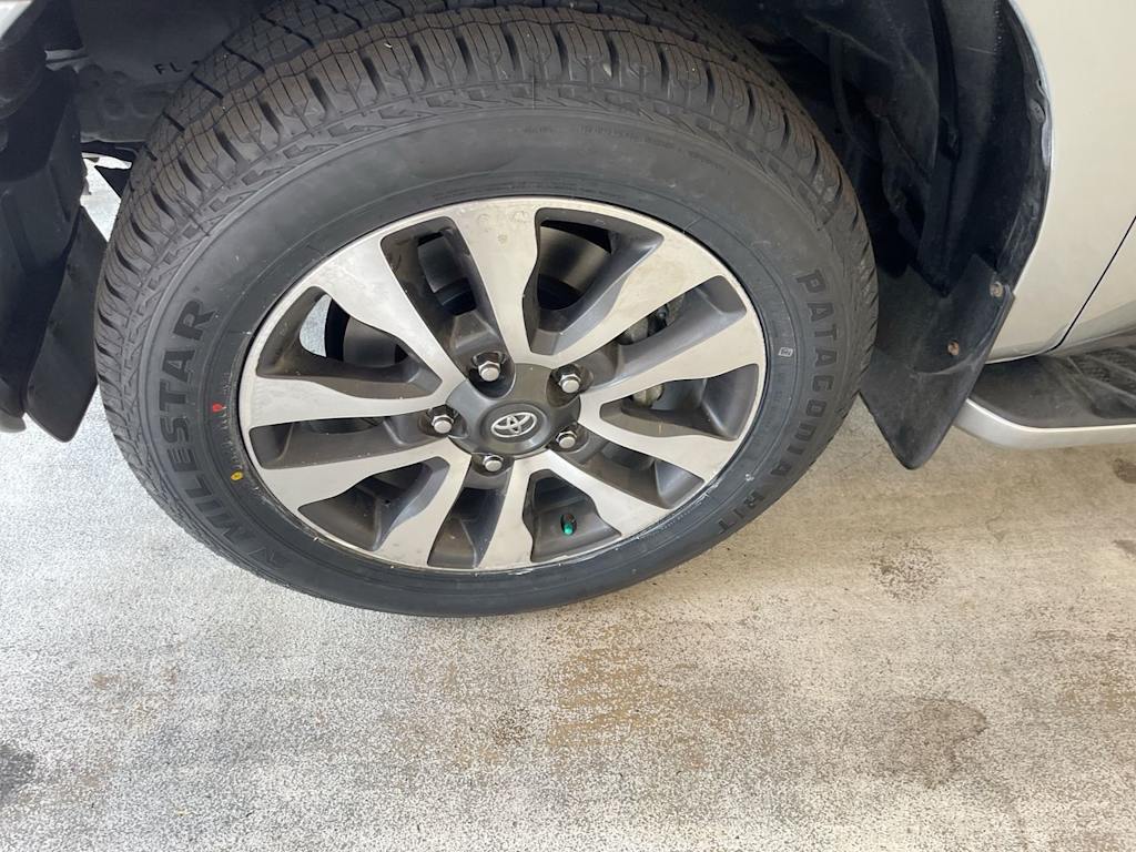 Thumbnail: 2021 Toyota Sequoia - 7
