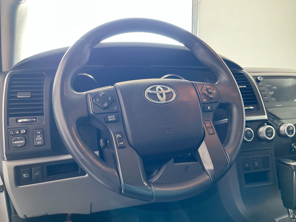 Thumbnail: 2021 Toyota Sequoia - 2