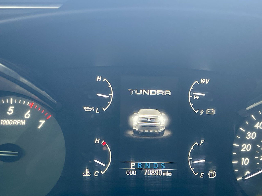Thumbnail: 2021 Toyota Sequoia - 15